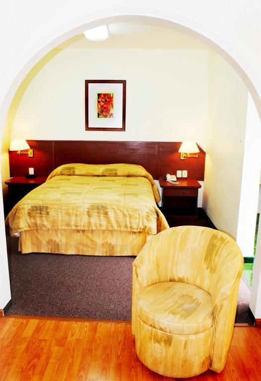 Hotel Marcella Clase Ejecutiva Morelia Pokoj fotografie