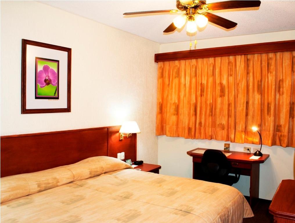 Hotel Marcella Clase Ejecutiva Morelia Pokoj fotografie